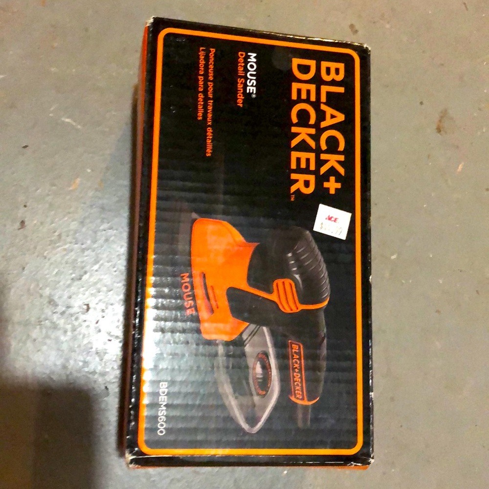 Black and decker sander